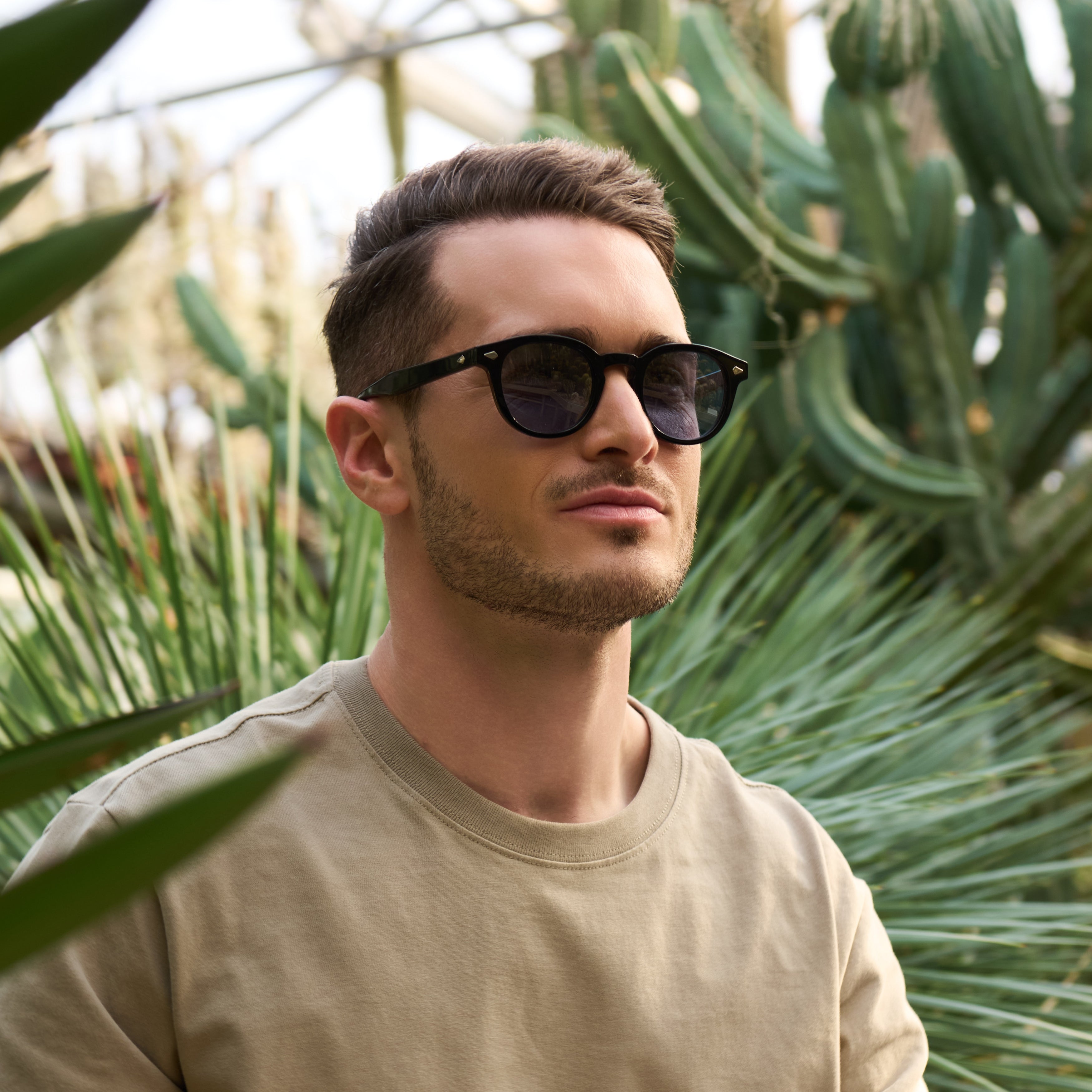 IBIZA | black-zoom-8
